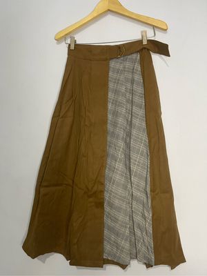 Thrift Long Skirt/ Rok dua model tartan cakep