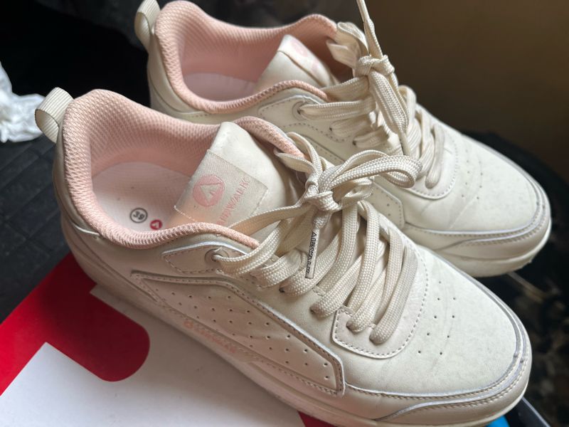 Airwalk Domino Women's Shoes Preloved