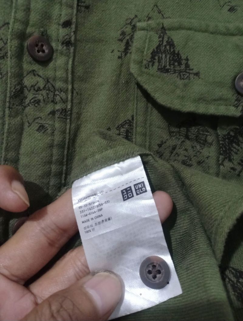 Kemeja Uniqlo Size L, foto 5