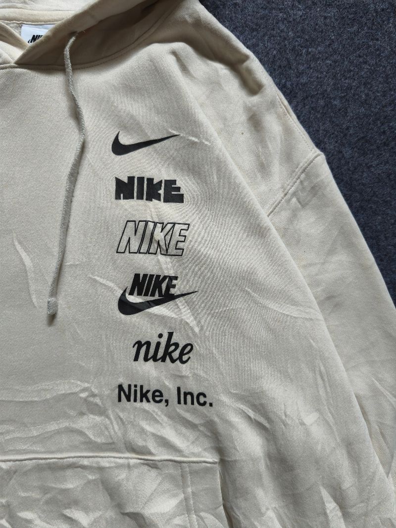 Nikecentersmalllogo, foto 2