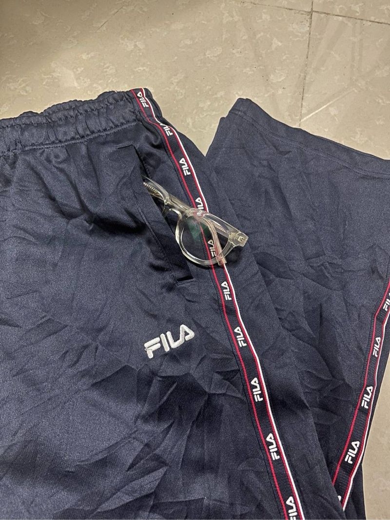 Fila tapped, foto 2