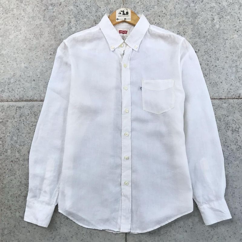 Kemeja Putih Levi’s, foto 2