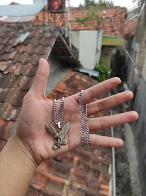 kalung liontin burung