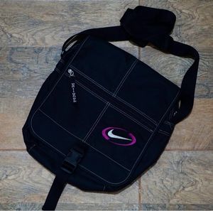 tas selempang anti air