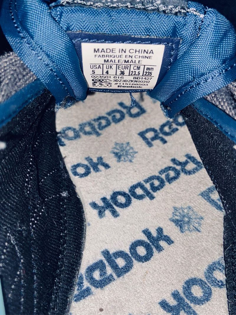 sepatu reebok aztec navy, foto 8