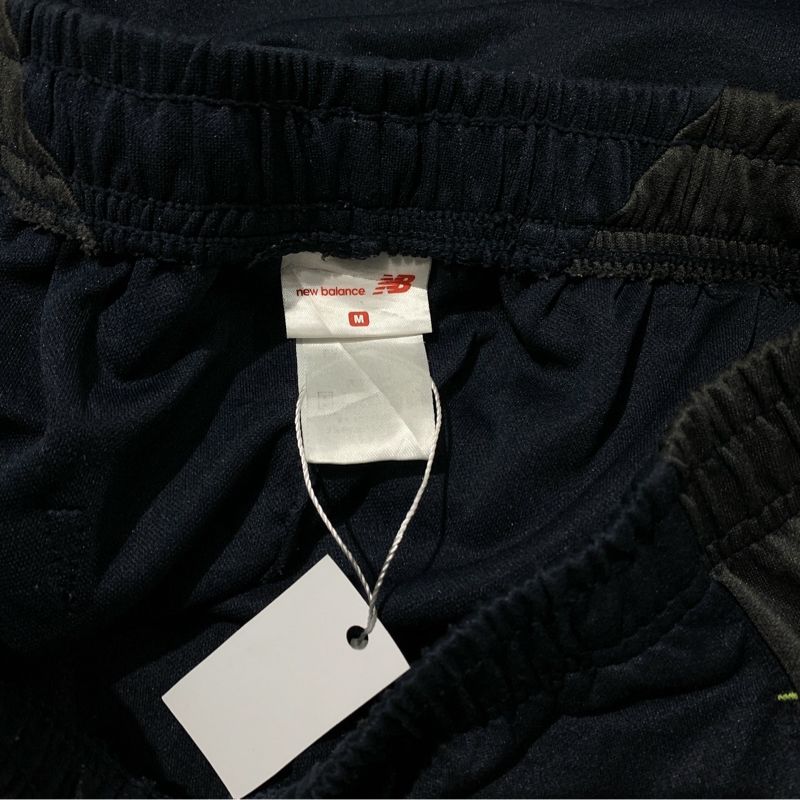 NEW BALANCE SPELL OUT SHORT PANTS, foto 4