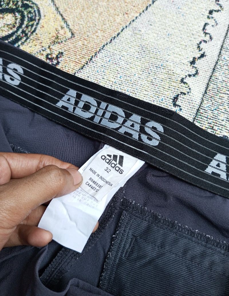 Adidas pants, foto 3