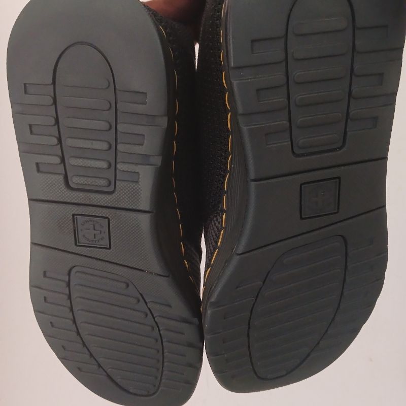 Sepatu formal pria Dr Martens, foto 3