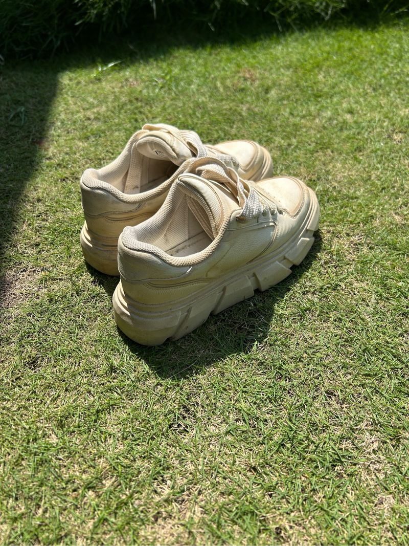 Sepatu, foto 2