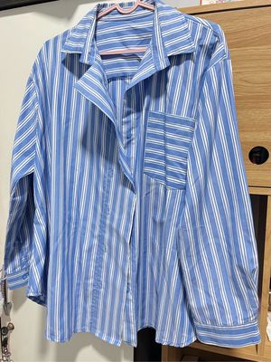 Preloved Kemeja Salur Biru Putih