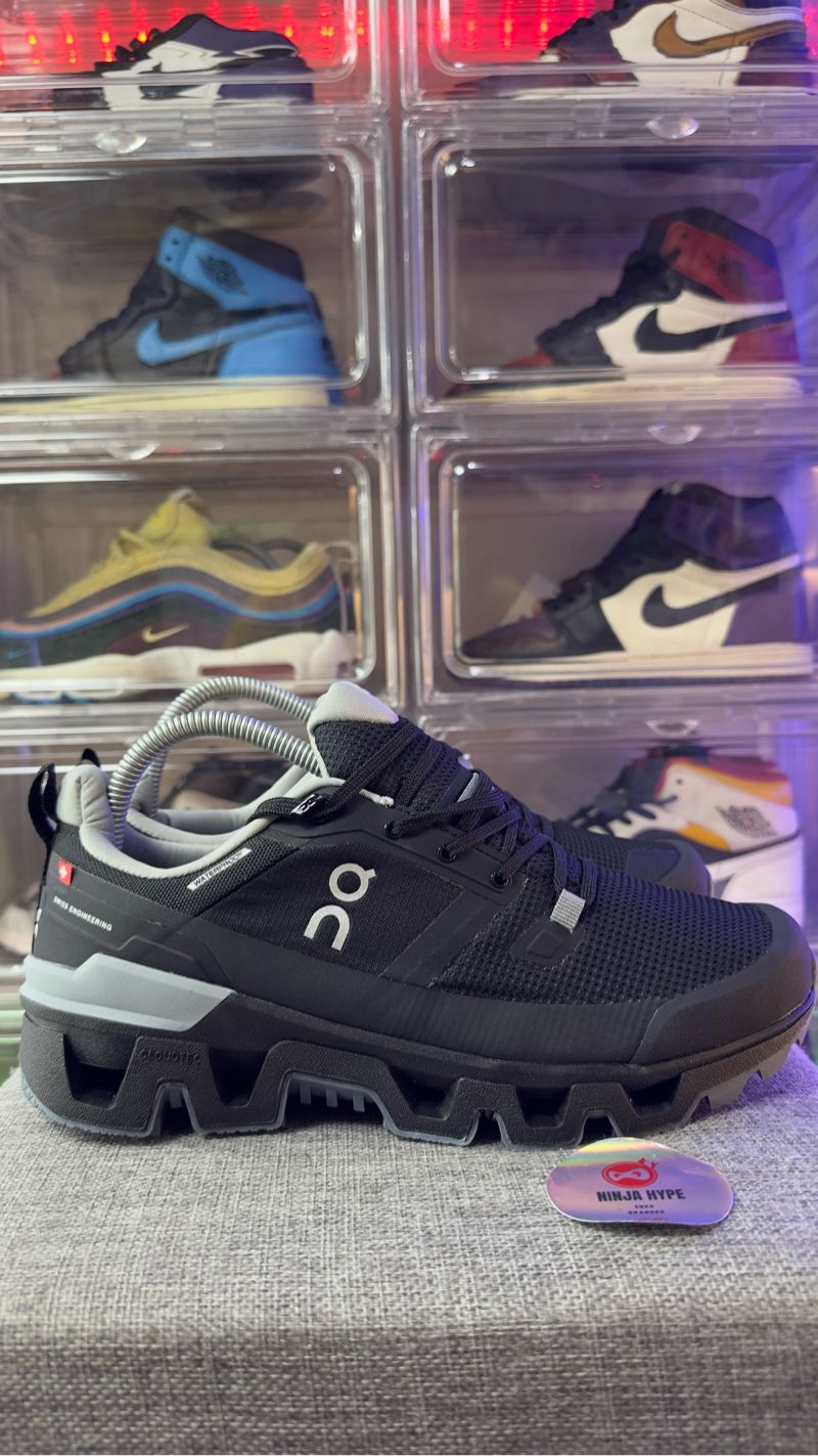 ON CLOUD RUNNING CLOUDWANDER WATERPROOF BLACK ECLIPSE , ON C, foto 4