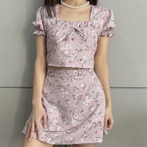 SATU SET CROP DAN ROK CELANA BUNGA MURAH