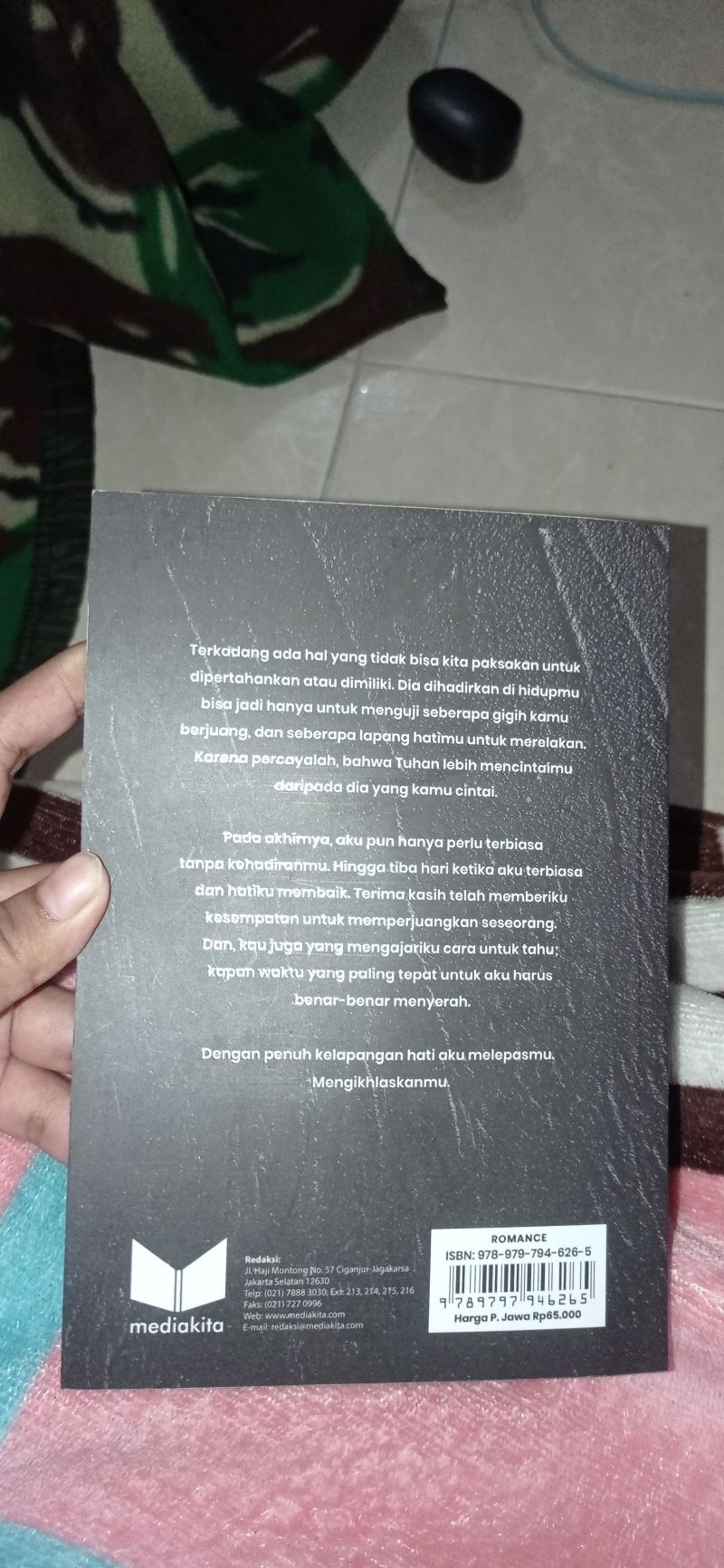 preloved buku " ikhlas paling serius", foto 5