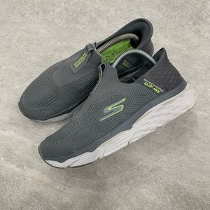 skechers grey