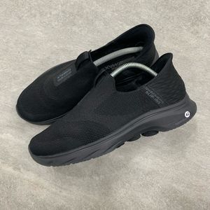 skechers slip on