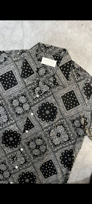 paisley bw opencollar