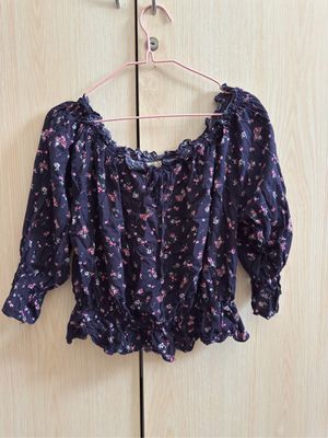 floral sabrina navy top