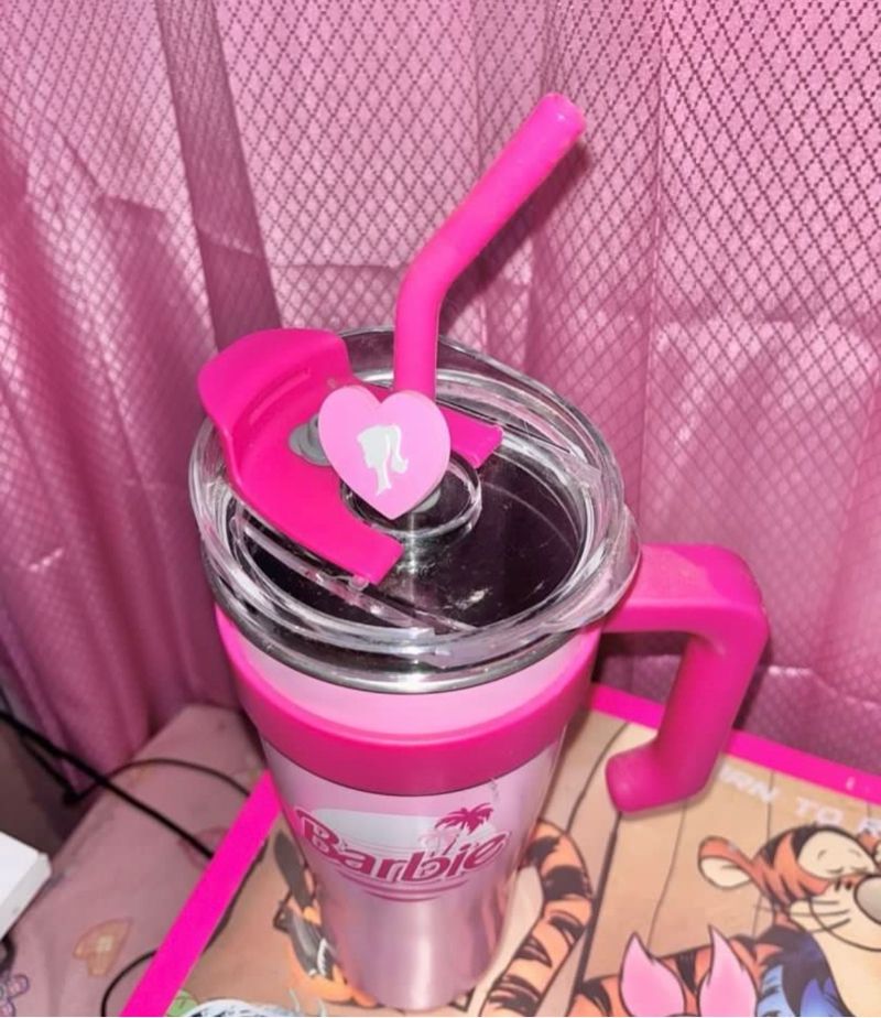 Tumbler Miniso x Barbie, foto 3
