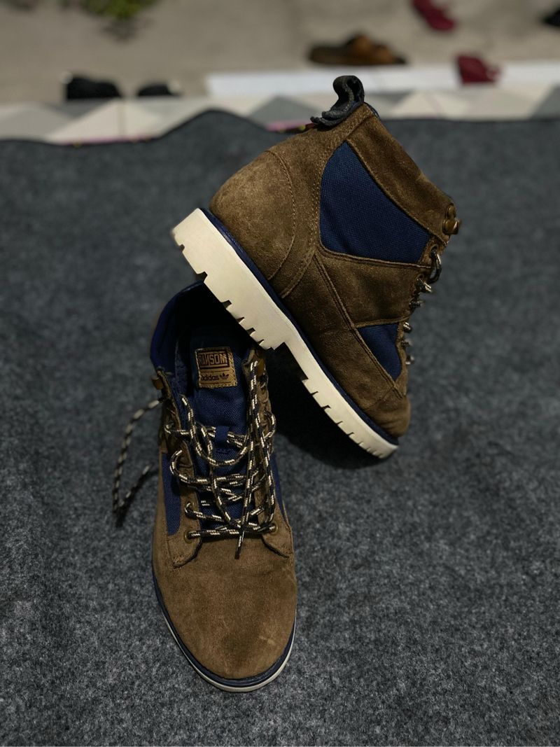 Sepatu booth adidas, foto 4