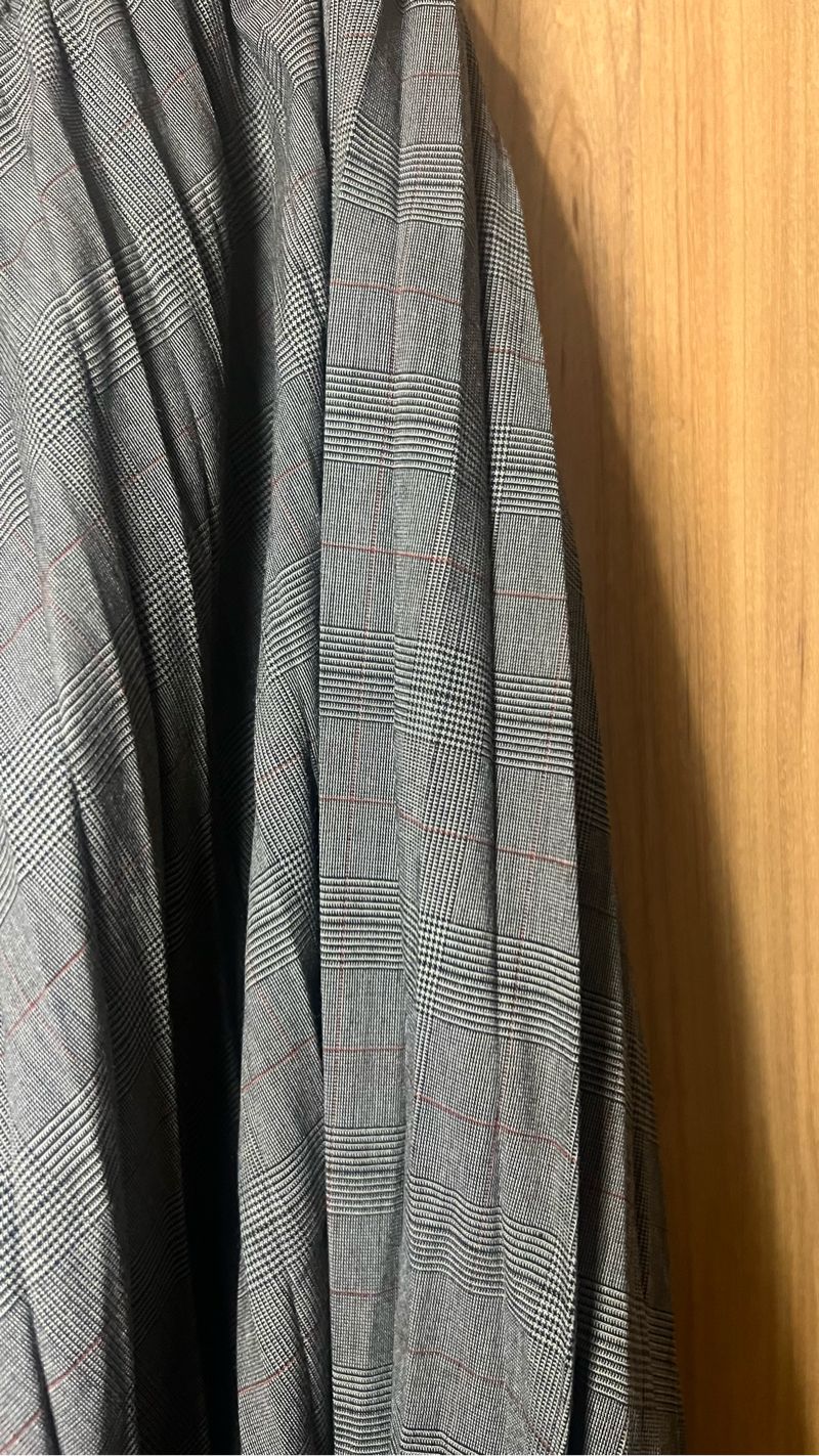 Rok Pleated Uniqlo, foto 2