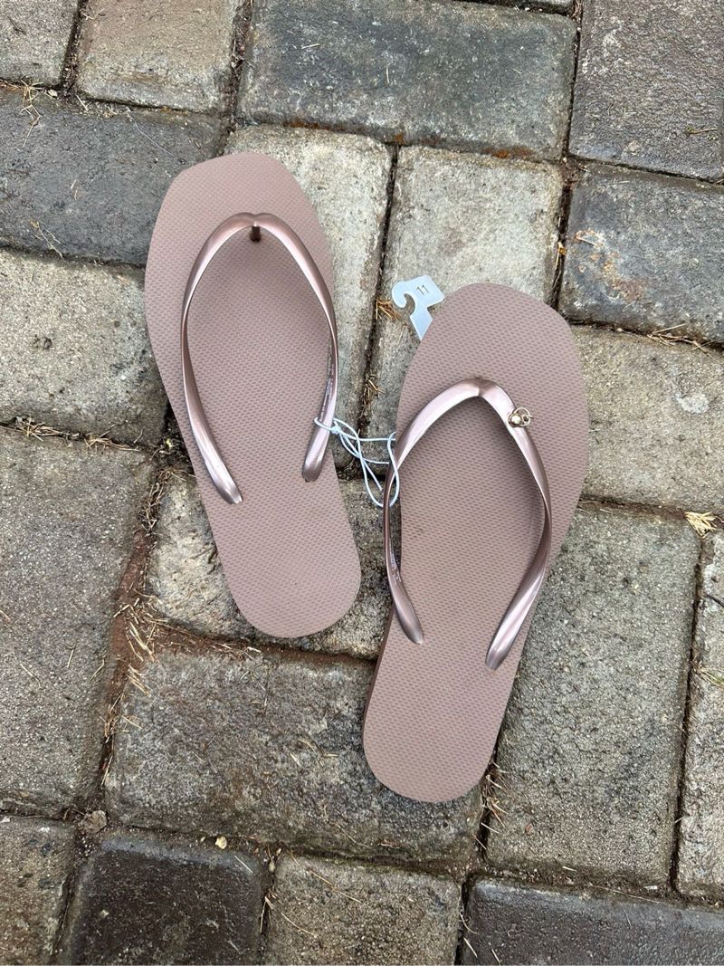 Sandal (New Conditions), foto 4