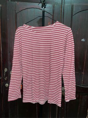 Atasan Salur Maroon