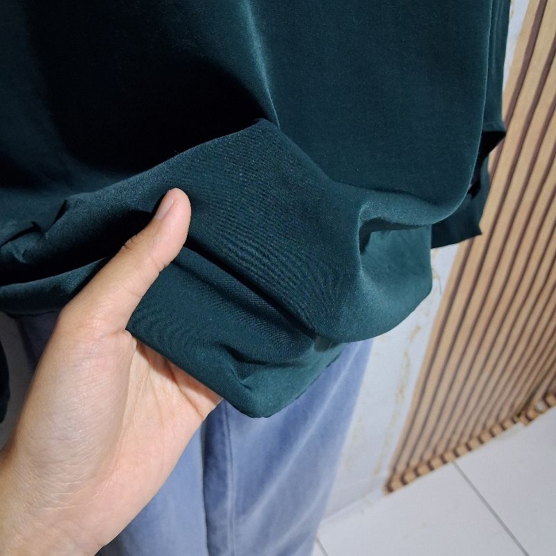 Blouse hijau botol lengan balon, foto 3