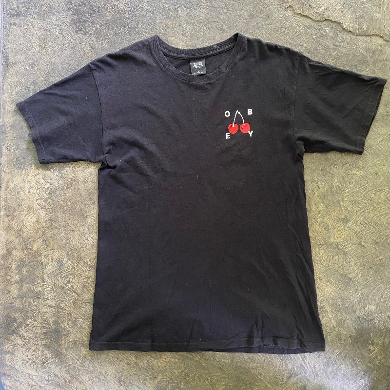 T-shirt Ob3Y, foto 2