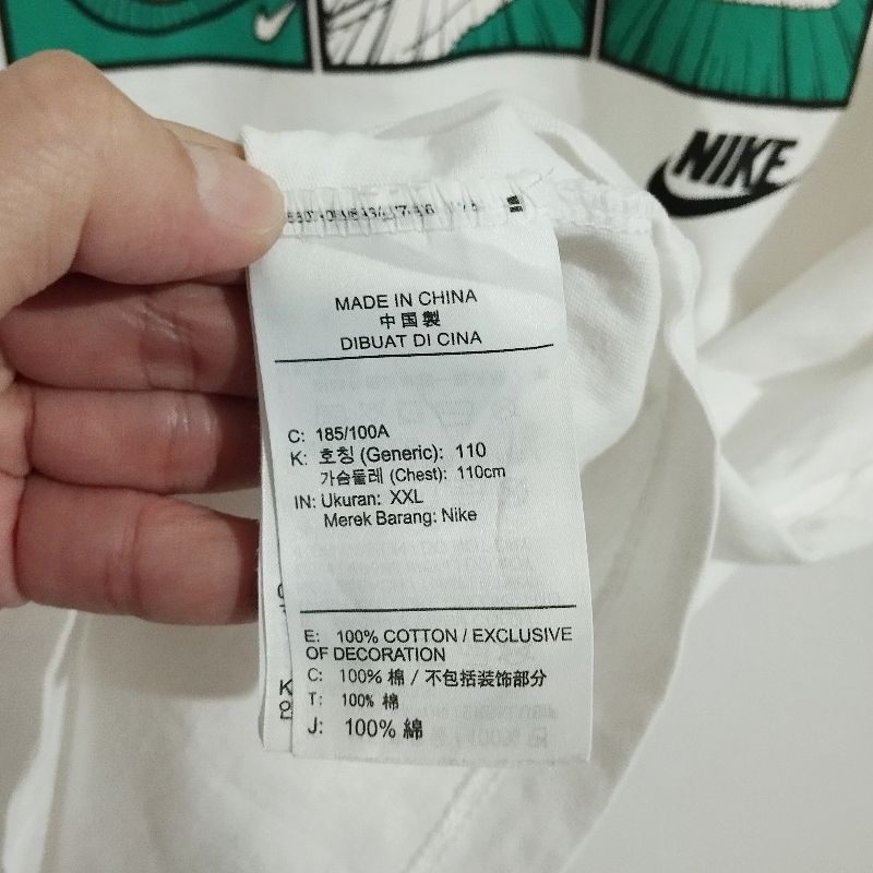 KAOS NIKE TEE GOLDEN SIZE LIKE NEW, foto 4