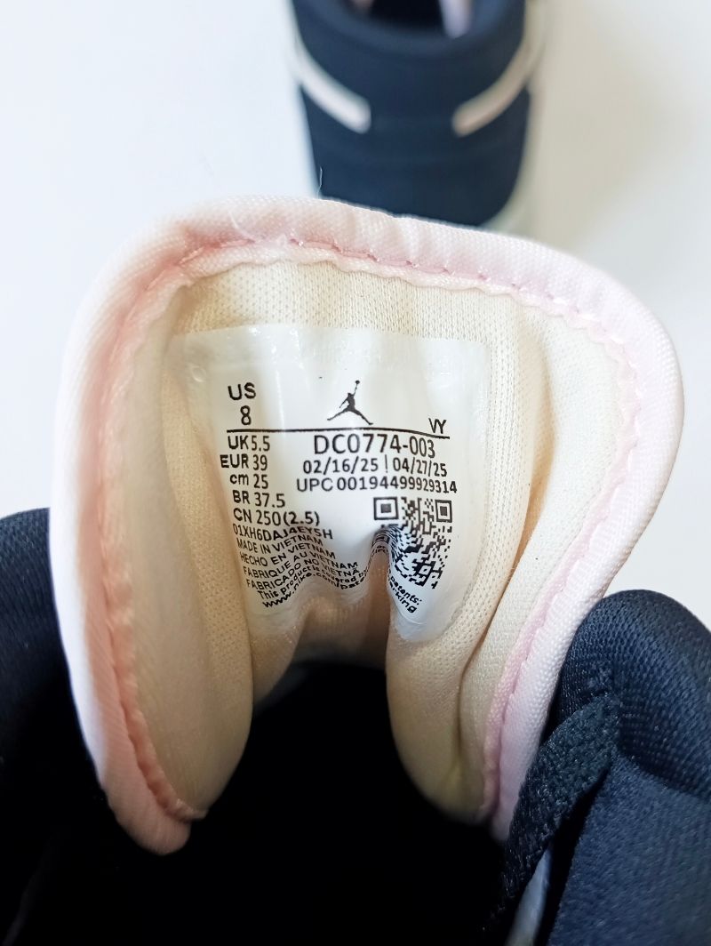 Nike Air Jordan 1 low Guava Ice, foto 7