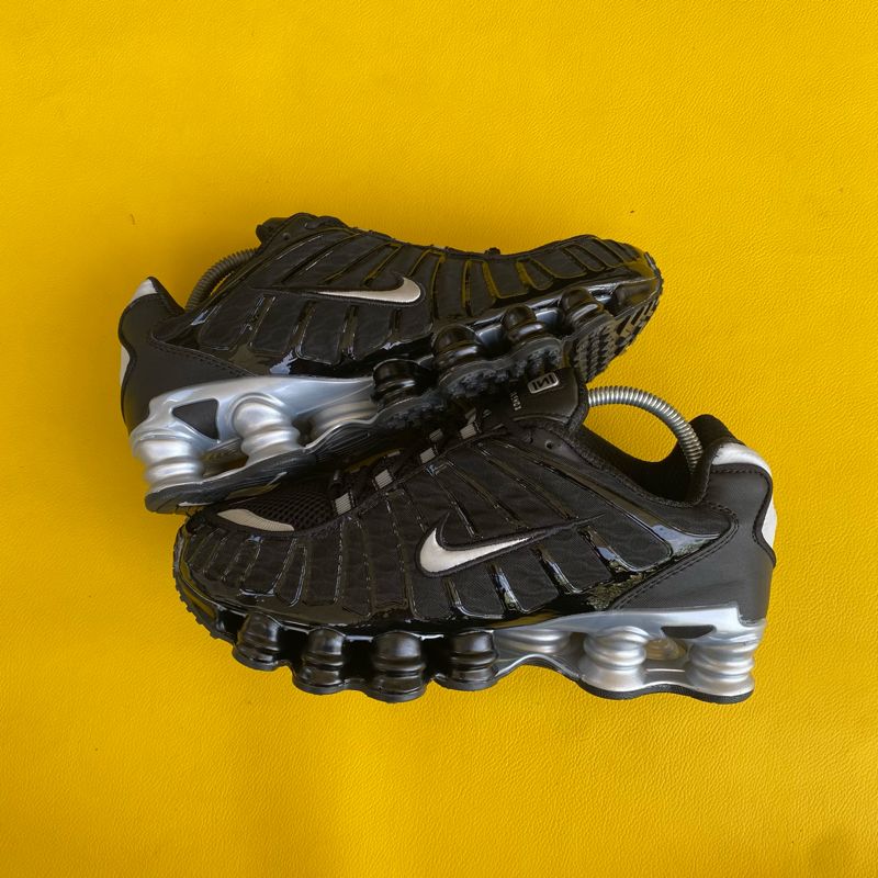 Nike shox TL