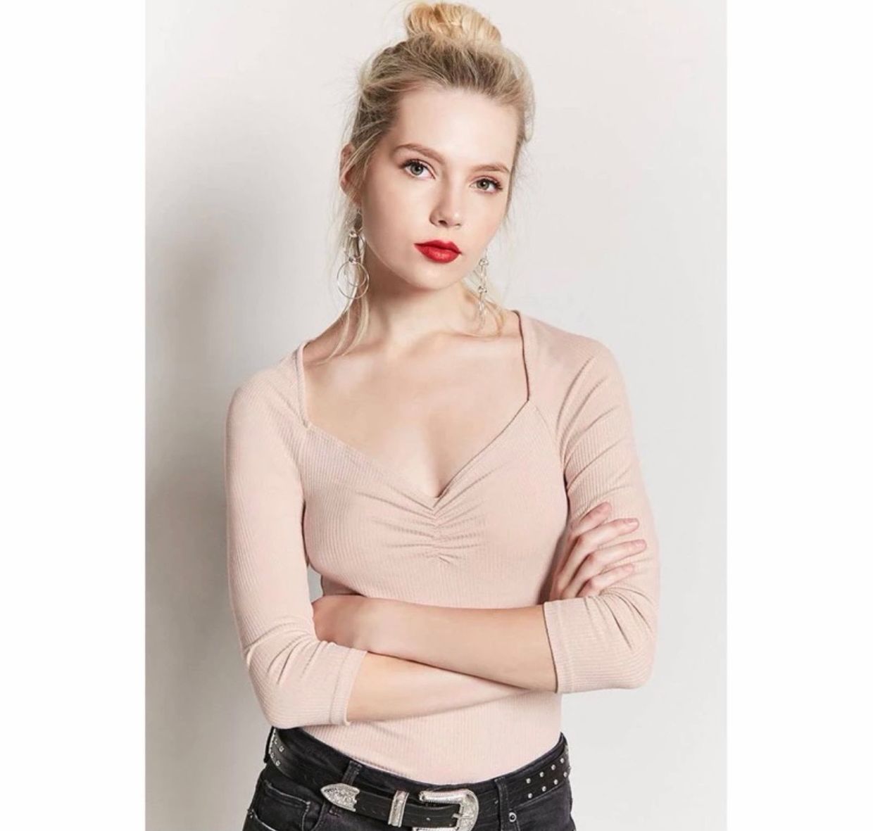 Forever 21 Coquette Blouse Wanita pink