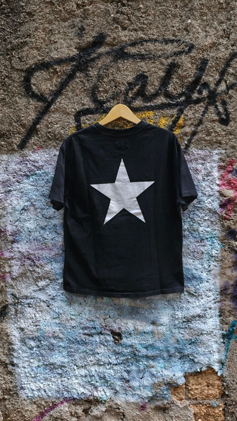 ESSENTIALS, foto 2