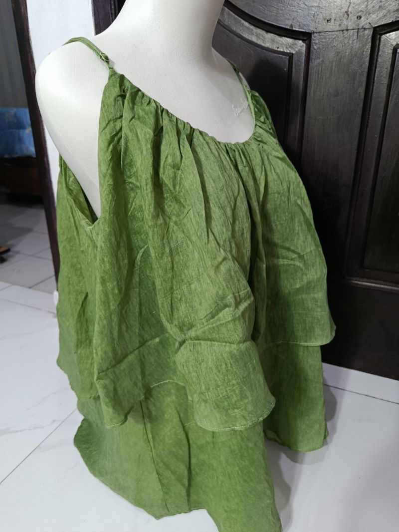 Top Wanita, foto 2