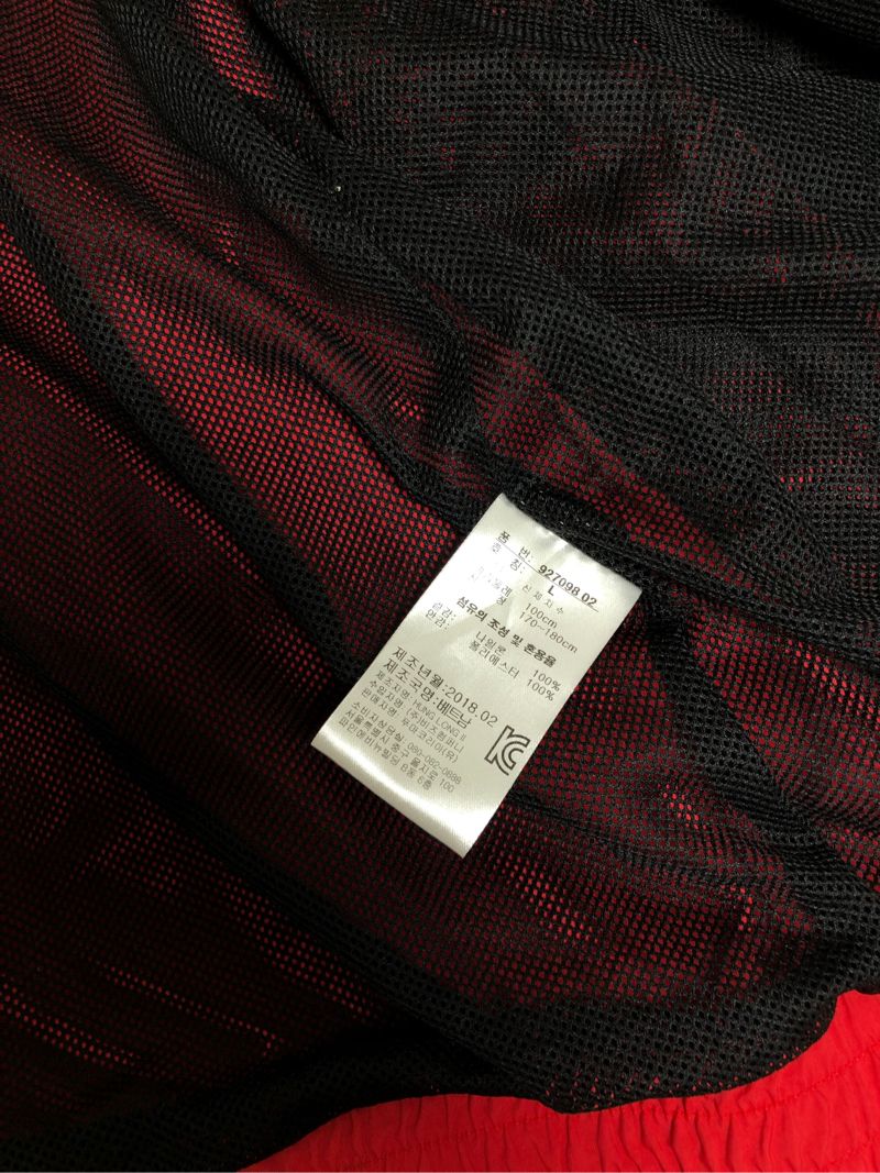 Puma X BTS Windbreaker Jacket 🇰🇷 Size L, foto 8
