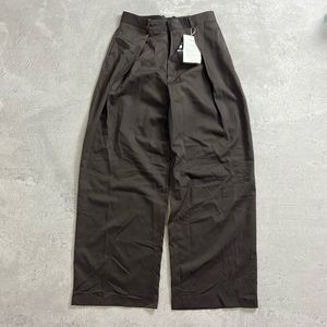 SIGNATURE Multi-tuck wide slacks (brown coffe)
