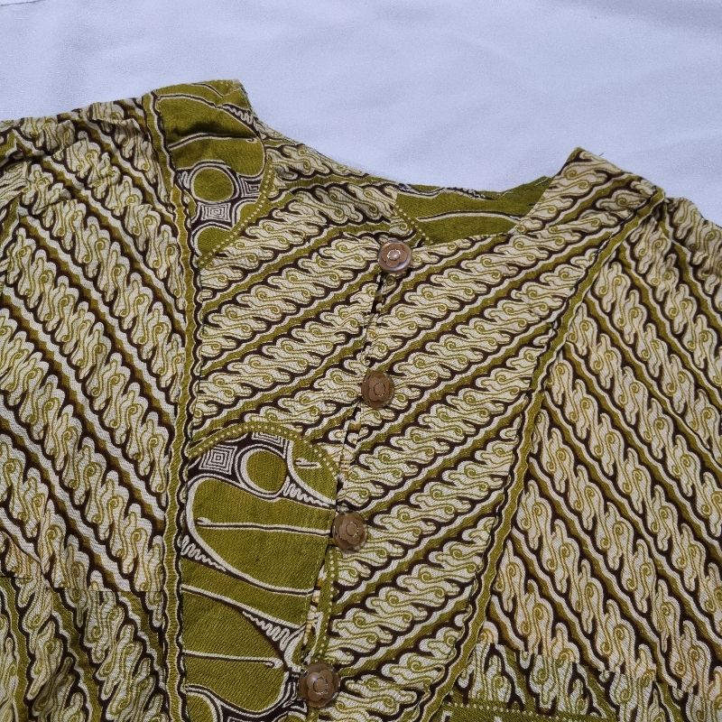 Blus Batik, foto 2