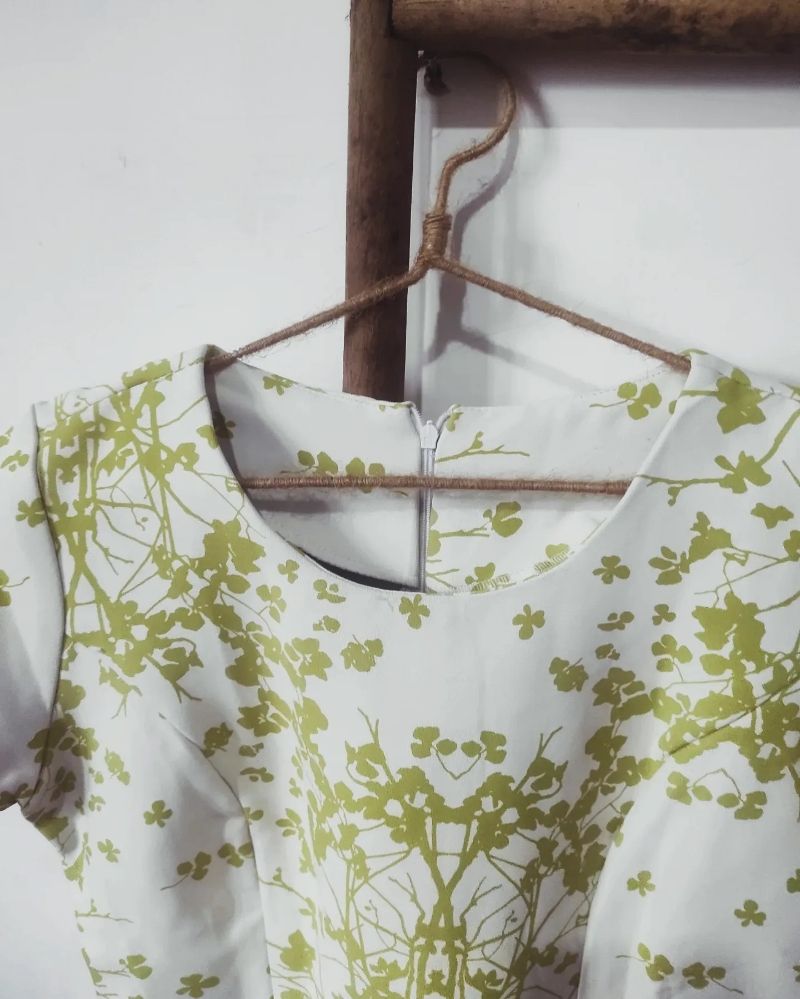 Peplum flower top, foto 2