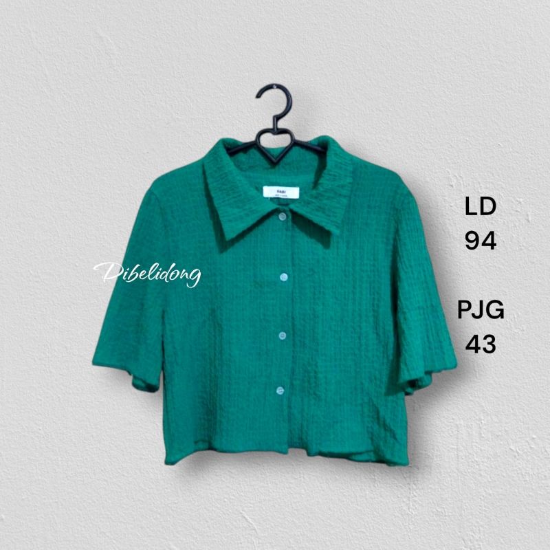 Kemeja crop hijau polos, foto 3