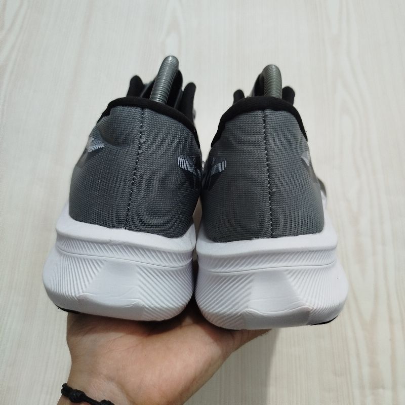 Asics magic speed, foto 4