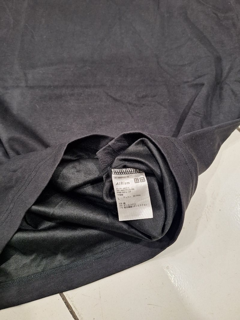 T Shirt Uniqlo U, foto 3