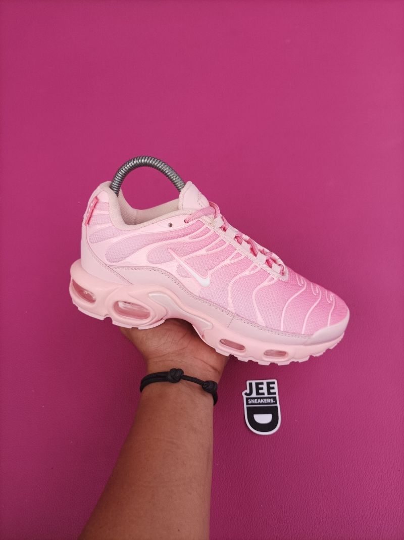 Nike Airmax Plus TN Pink