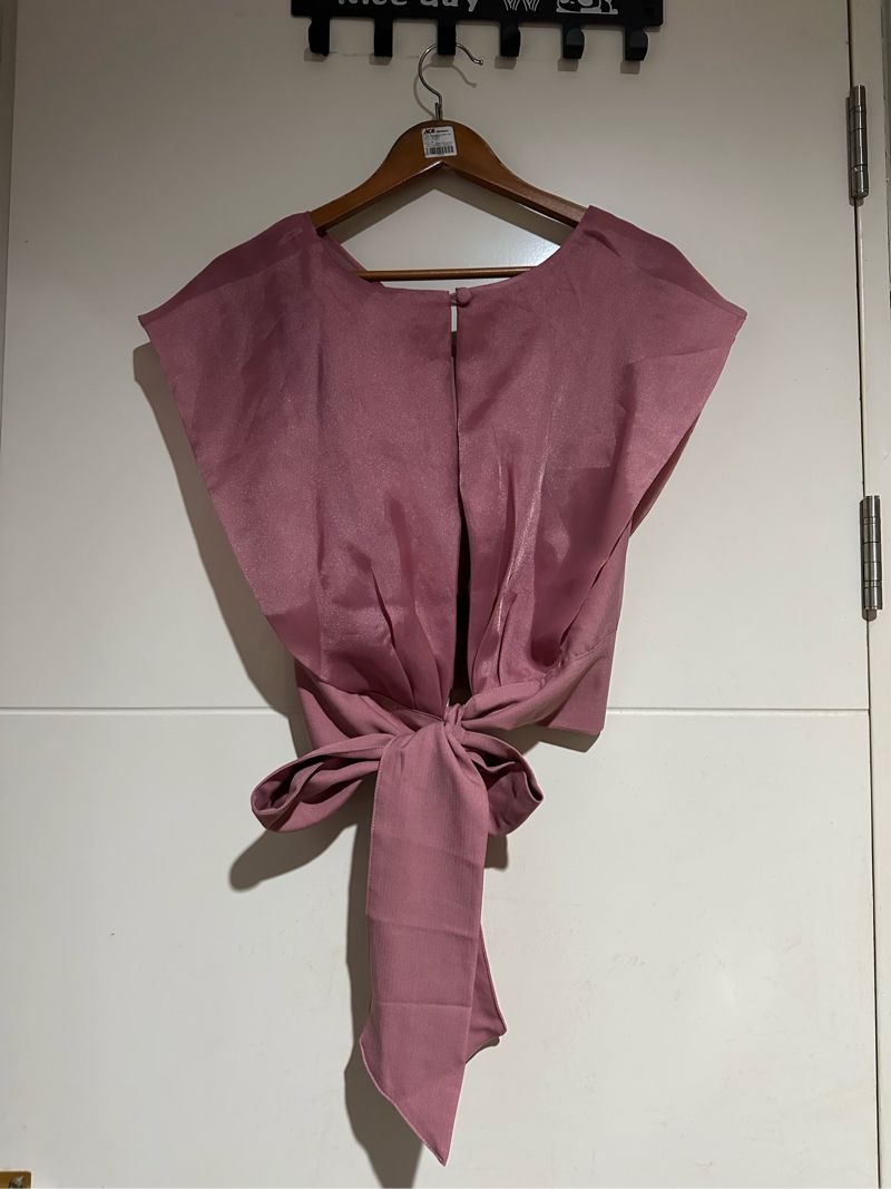 Posy atasan, foto 2
