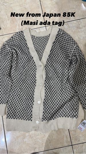 Sweater new from japan