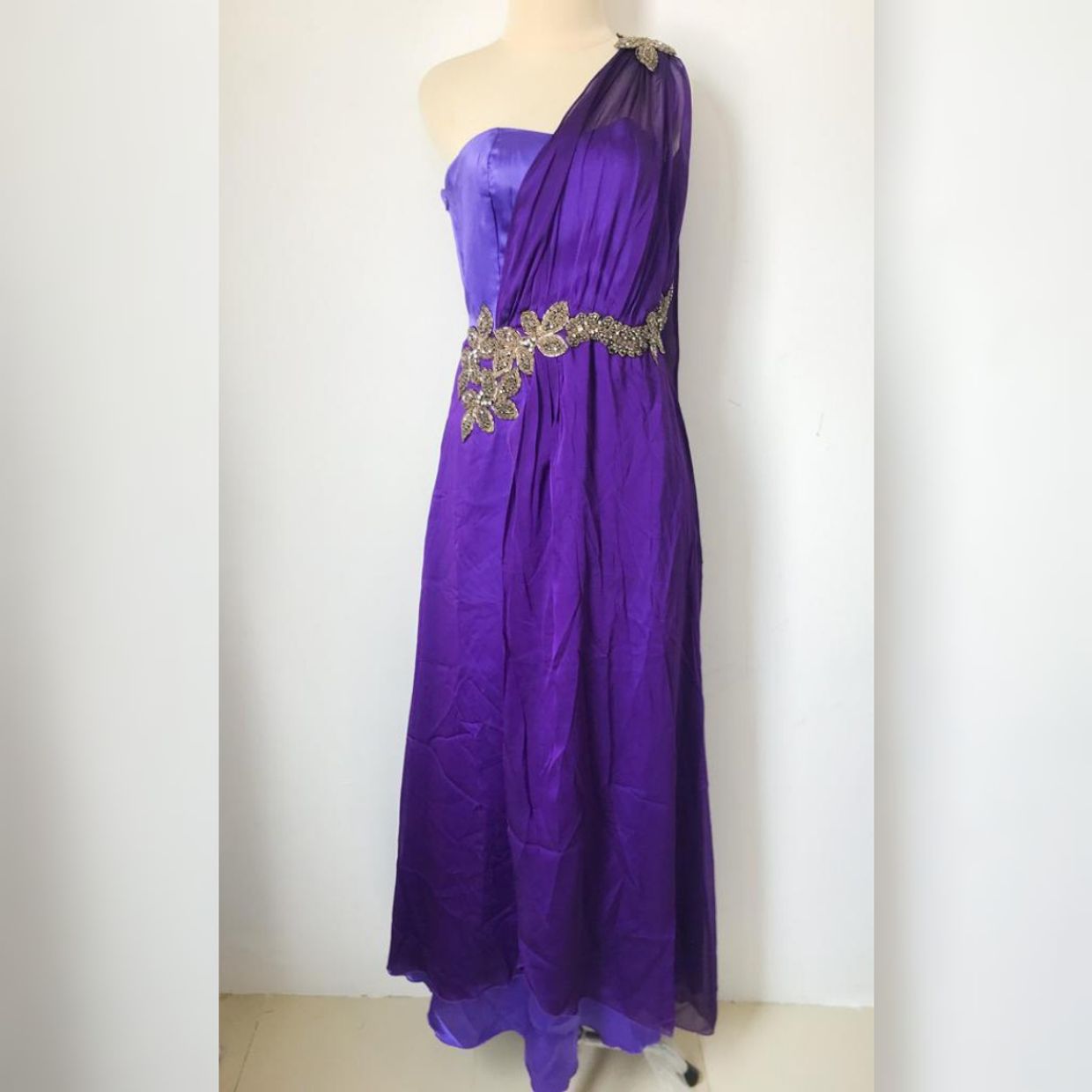 Luxury Evening dress Wanita purple