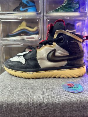 AIR JORDAN 1 REACT HIGH BLACK WHITE