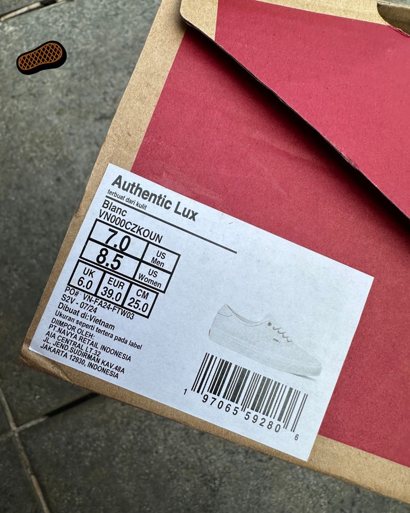 VANS AUTHENTIC LUX LEATHER “ALL WHITE”, foto 8