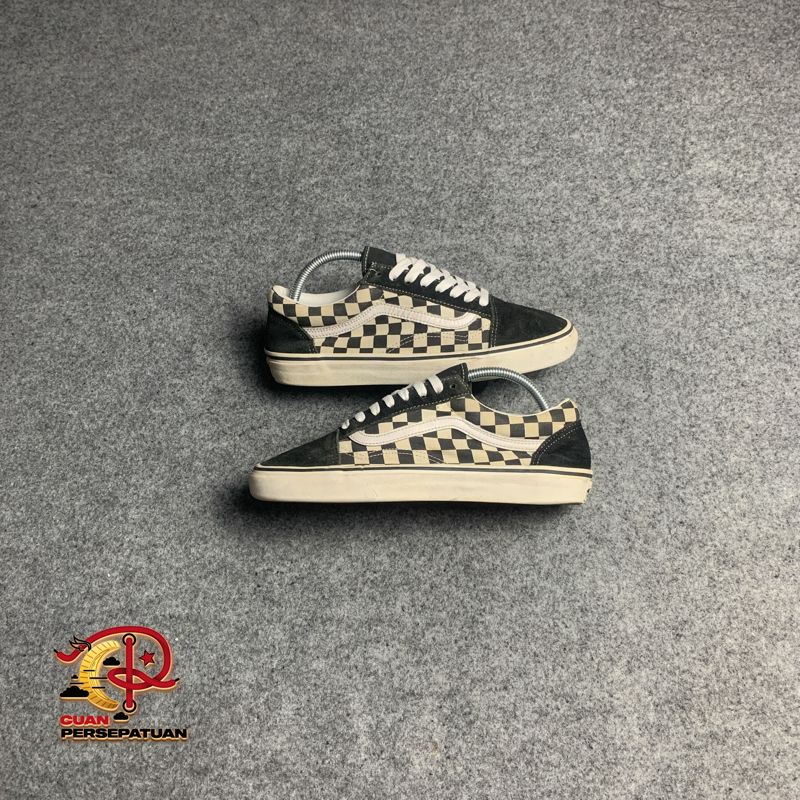 VANS OLD SKOOL CHECKERBOARD BLACK WHITE