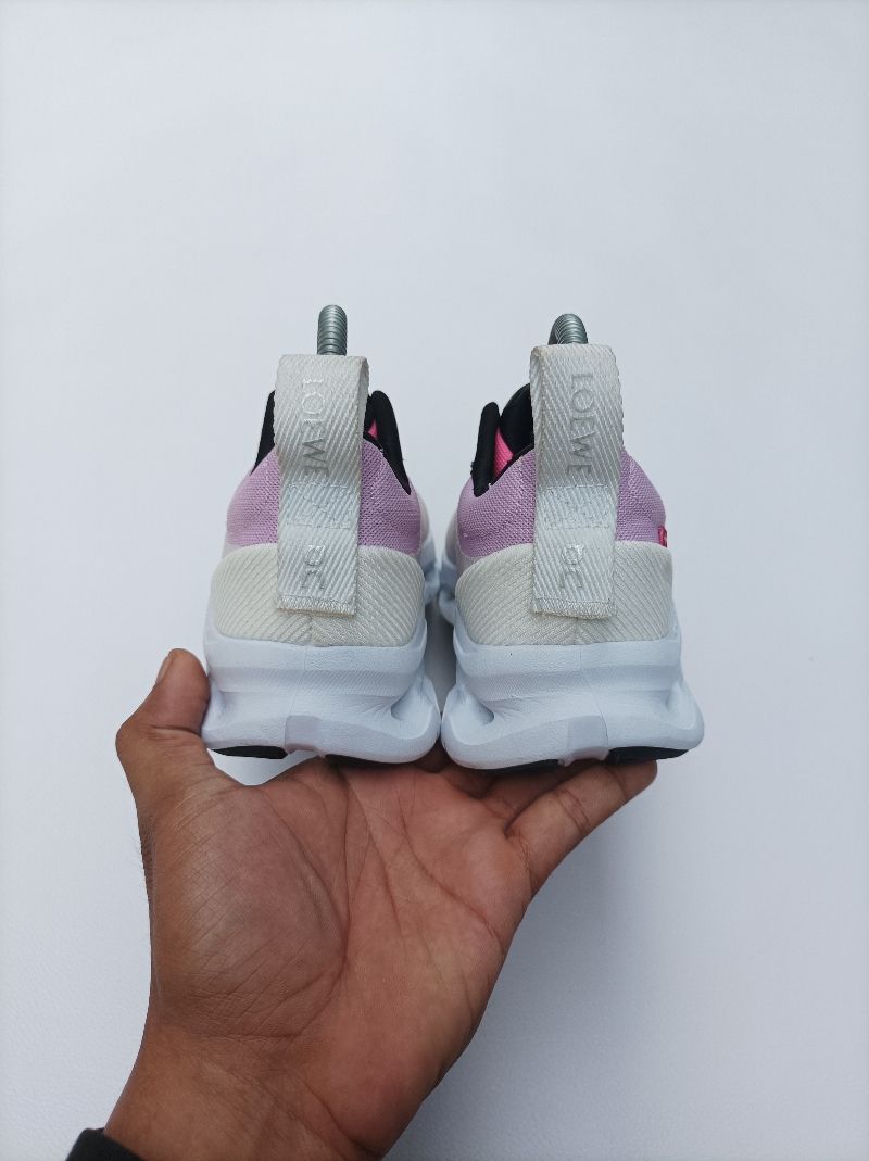 On Cloudtilt x Loewe Pink White, foto 3