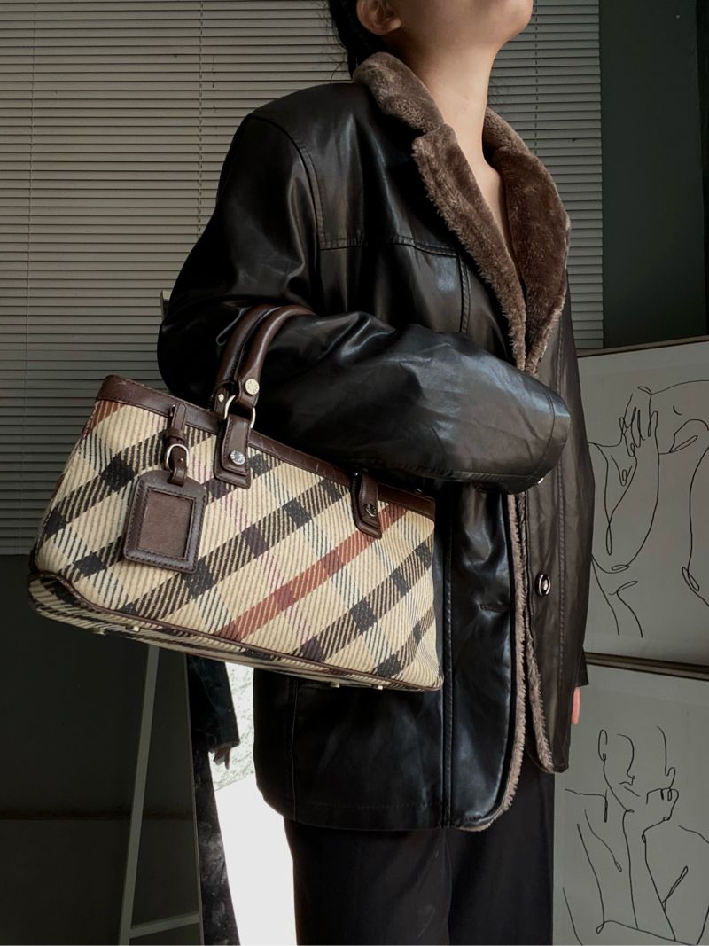 DAKS, foto 6